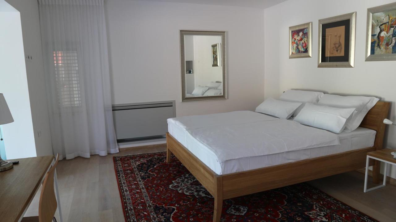 Haus Helga Appartement Rab Town Buitenkant foto
