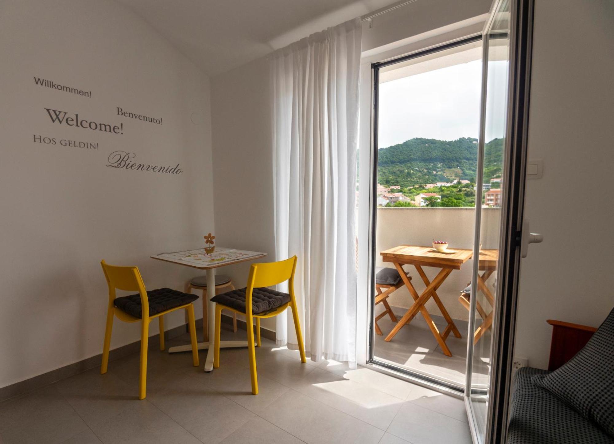 Haus Helga Appartement Rab Town Buitenkant foto